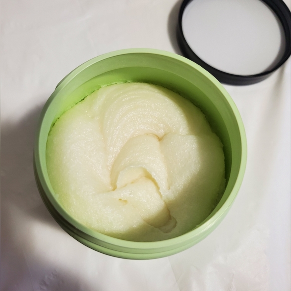 Bumble and Bumble Seaweed Nourishing Whipped Scalp Scrub - Picture 6 of 6